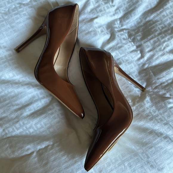 **SEASONS HOTTEST COLOR** Steven Madden Daisie Pump - Picture 6 of 7